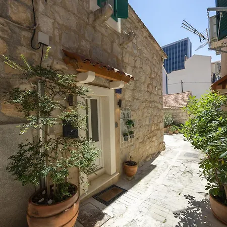 New!!! Deluxe Dino In The Old Town Of Appartamento Spalato