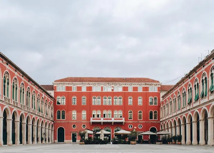 아파트 Deluxe Dino In The Old Town Of